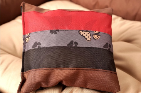 Posłanie, legowisko Klasyczne Materac + Poduszka (SolidColor) 76x56cm M