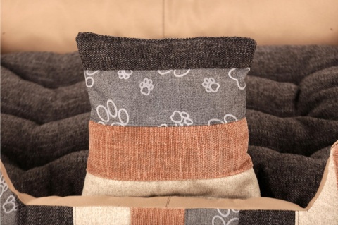 Posłanie, legowisko Klasyczne Materac + Poduszka PatchWork (MultiColor) 76x56cm M