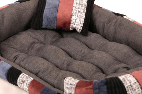 Posłanie, legowisko Klasyczne Materac + Poduszka PatchWork (MultiColor) 76x56cm. Tylko jedna sztuka.