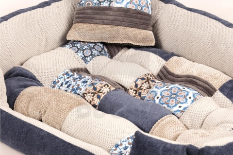 Posłanie, legowisko Klasyczne Materac + Poduszka PatchWork (MultiColor) 76x56cm. Tylko jedna sztuka!