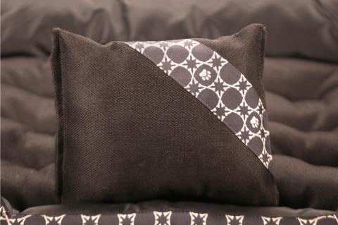 Posłanie, legowisko Klasyczne Materac + Poduszka (SolidColor) 100x80cm XL